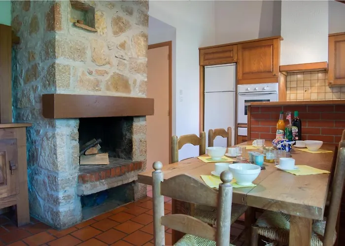 Village De De Casa de Férias *